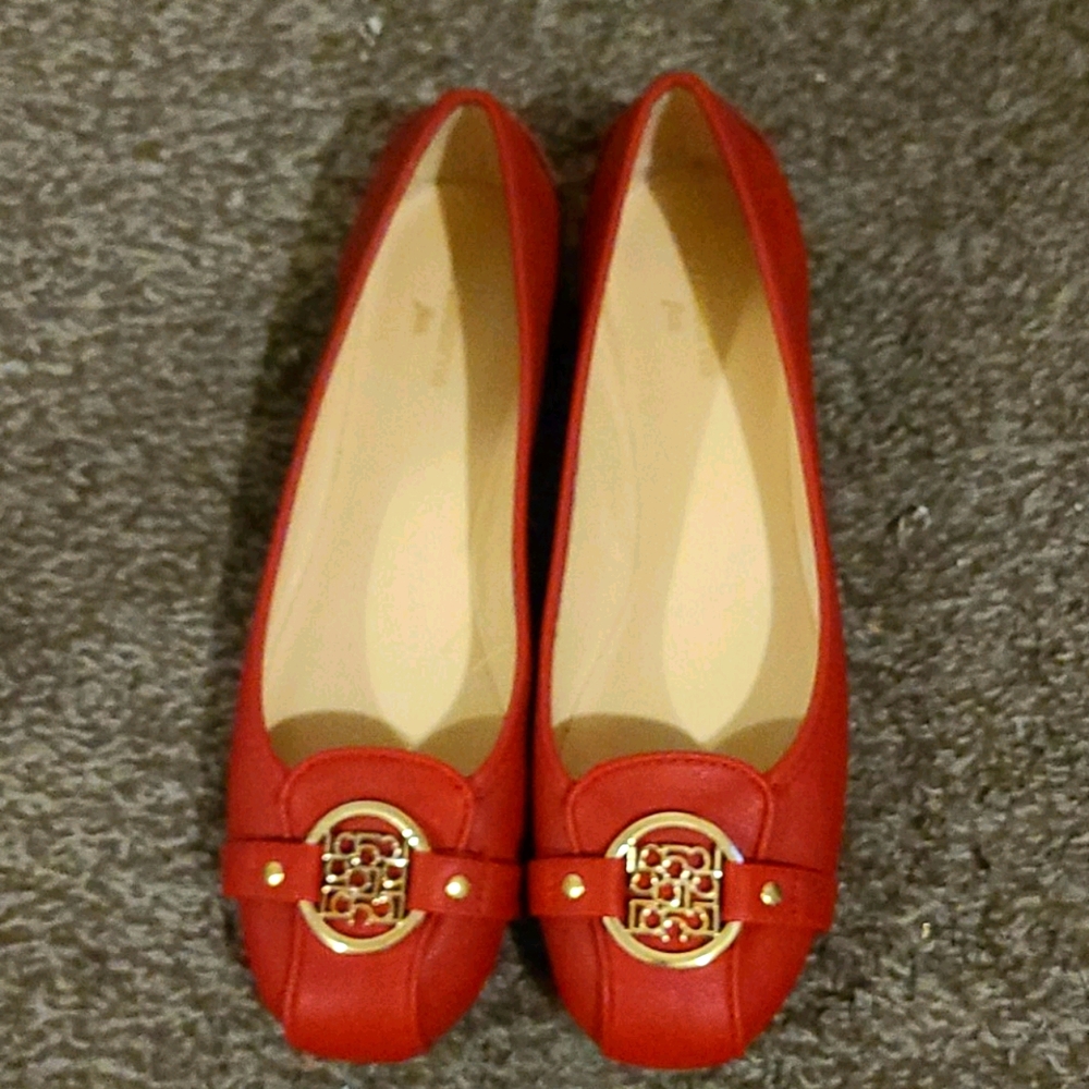 Liz Claiborne flats
